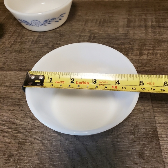 Federal Glass 3 Small Milk Glass Bowls. Blue Flowers. Vintage. - Picture 4 of 6